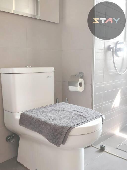 S21-13a Teega Family Cozy Netflix Bystay Apartment Iskandar Puteri